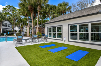 Sundeck w/ outdoor games